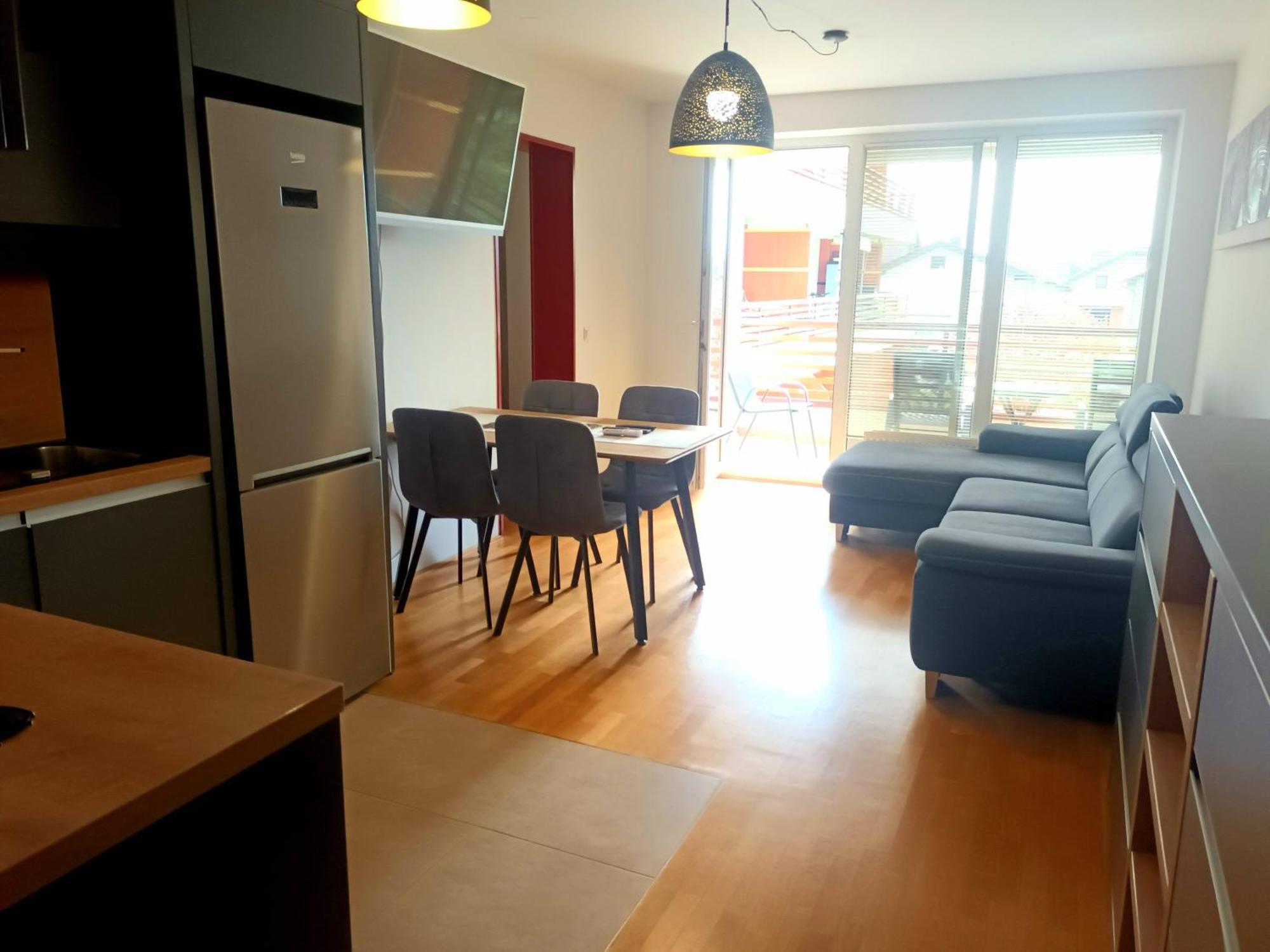 Apartment Hakuna Matata มอร์าฟสเก-ตอปลิตเซ ภายนอก รูปภาพ
